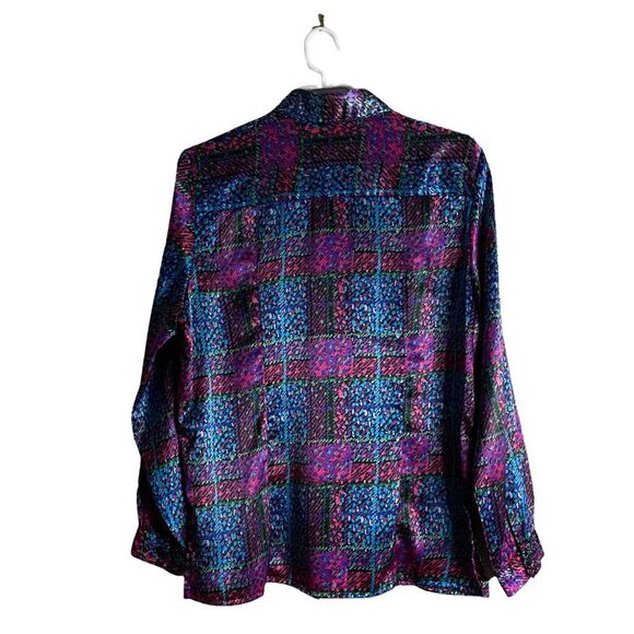 Alia Women’s Patterned Button Down Sleeve Blouse - Picture 5 of 7